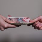 საქსტატი: 2025 წლის III კვარტალში საშუალო თვიური ხელფასი გაიზარდა და 2 271.6 ლარი გახდა