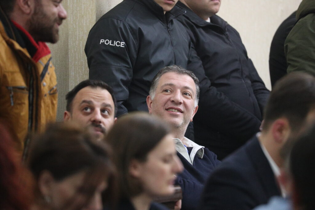 გიგი უგულავა სასამართლომ ადმინისტრაციულ საქმეზე 5000 ლარით დააჯარიმა