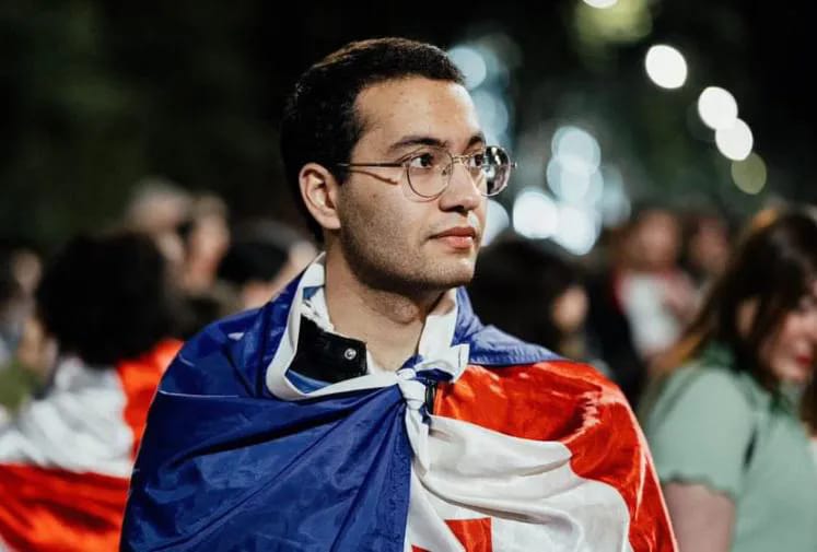 ზვიად ცეცხლაძის მამა: მოდით პარლამენტთან, იქ დგომაზეა დამოკიდებული ჩვენი შვილების თავისუფლება