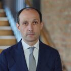 სუს-ში განმარტავენ, რომ „დავითაშვილი ანტიკორუფციულ სააგენტოში იყო გამოკითხვაზე და არა შეხვედრაზე, საკითხები რომ განეხილა“