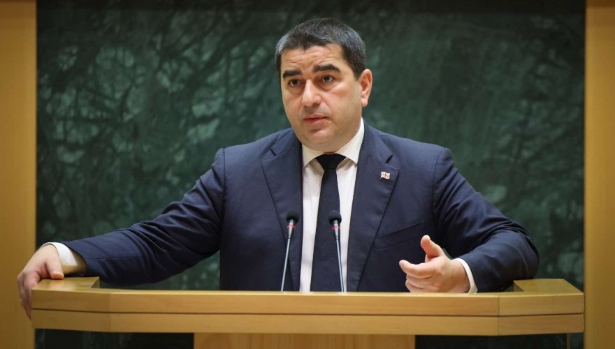 რა წერია „ოცნების" პარლამენტის განცხადებაში, რომელიც „MEGOBARI აქტის" პასუხად მოამზადეს