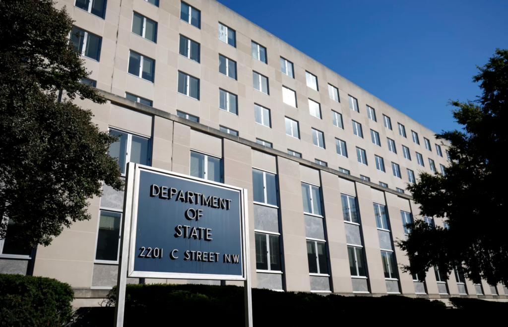 Fox News: აშშ 75 ქვეყნის მოქალაქეებისთვის ვიზების გაცემას შეაჩერებს