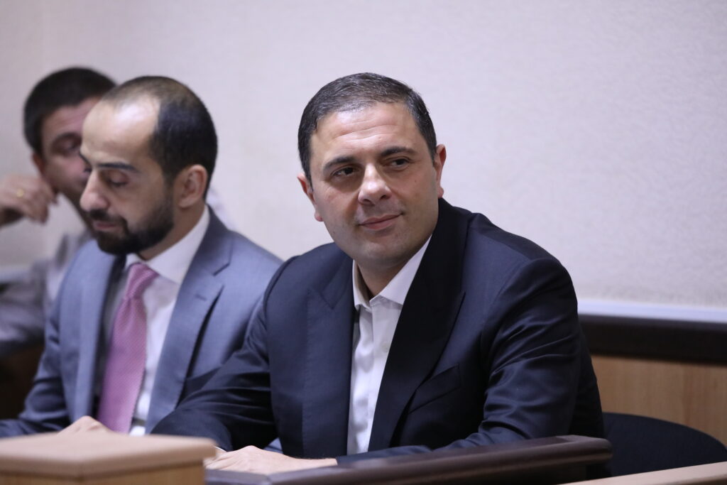 ეკონომიკის მინისტრის ყოფილი მოადგილის, რომეო მიქაუტაძის საქმე არსებითი განხილვის ეტაპზე გადავიდა