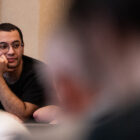 მამის, ზურაბ ცეცხლაძის ცნობით, ზვიად ცეცხლაძე პაპაუაშვილს პატივისა და ღირსები შელახვის გამო უჩივის