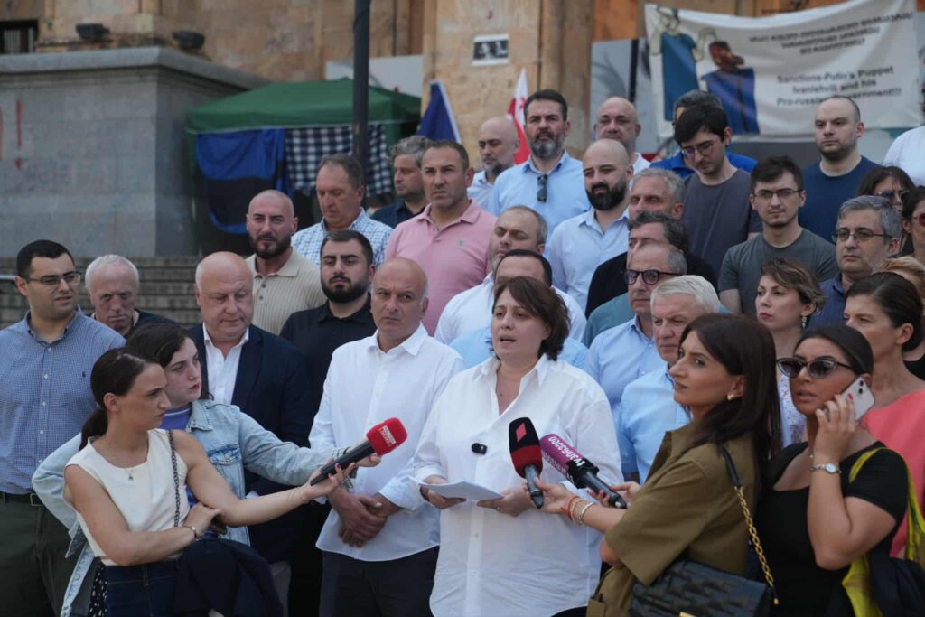 „არა რუსულ რეჟიმს, დაიცავი უვიზო" — 8 პარტია 13 სექტემბერს მსვლელობას აანონსებს 