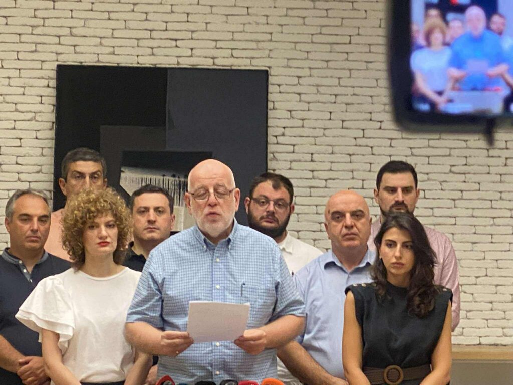 NGO-ები: უვიზოზე ნებისმიერ უარყოფით გადაწყვეტილებაზე პასუხისმგებლობას „ოცნებას" ვაკისრებთ