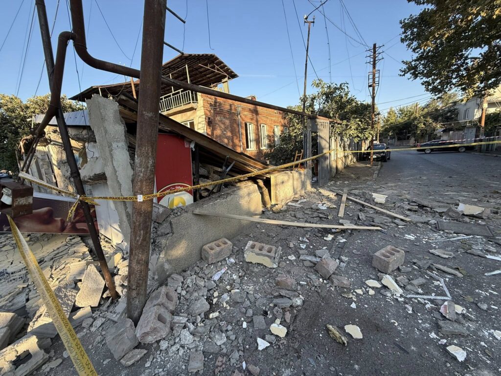 გვიან ღამით თბილისში, ლოტკინის დასახლებაში აფეთქება მოხდა - დაშავდა 1 ადამიანი