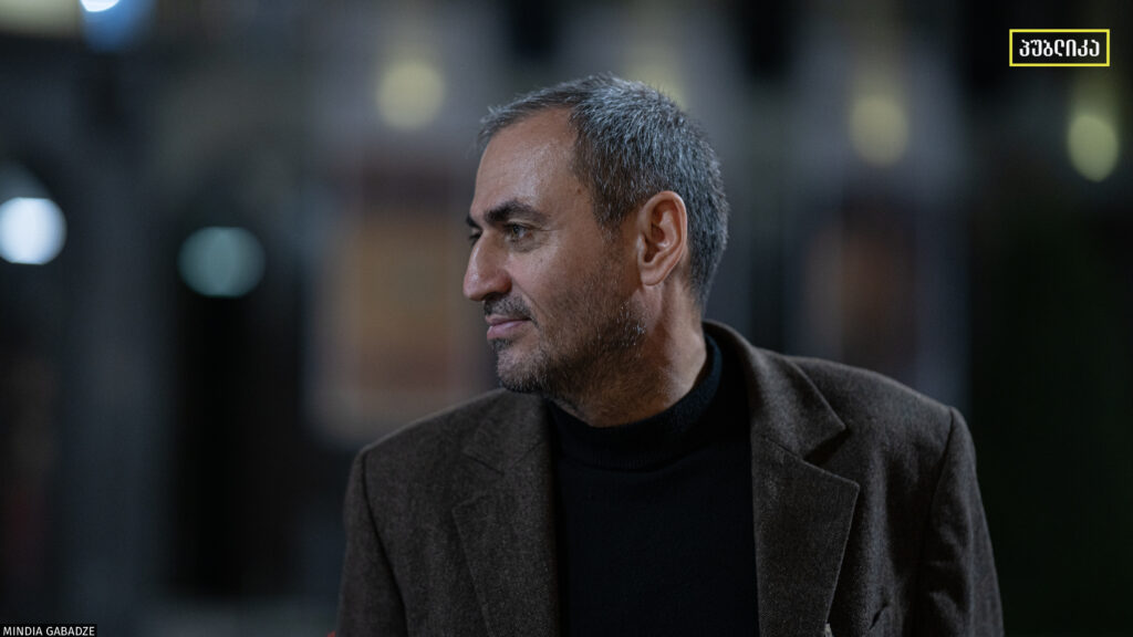 აზერბაიჯანელი ჟურნალისტი აფგან სადიგოვი ადმინისტრაციული წესით დააკავეს