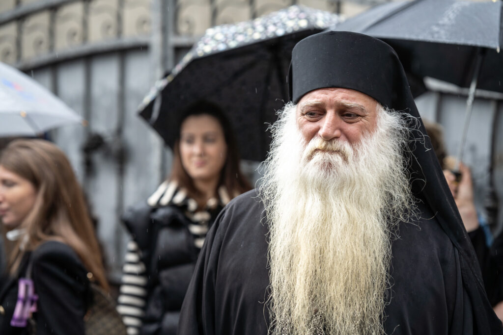 არქიმანდრიტ დოროთე ყურაშვილს მღვდელმოქმედების უფლება შეუჩერდა