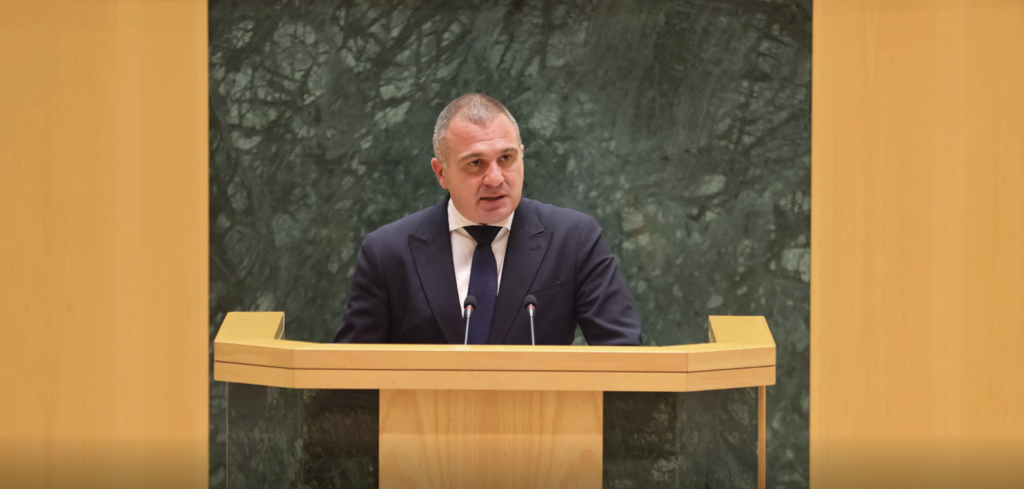 ინფრასტრუქტურის მინისტრი: 214 მიმდინარე პროექტიდან 161 პრობლემური იყო