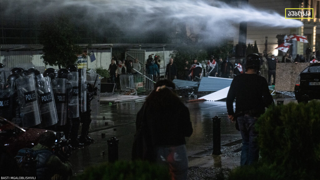 4 ოქტომბრის მოვლენების გამო დაკავებულებს პროკურატურამ ბრალდება დაუზუსტა