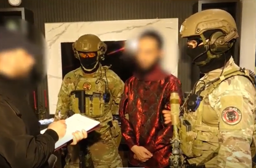 ტერორისტულ საქმიანობაში დახმარების ბრალდებით საქართველოს 3 მოქალაქე დავაკავეთ - სუს