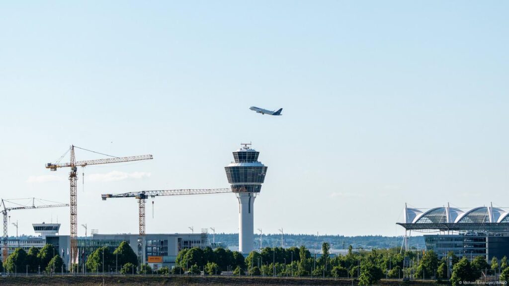 დრონების გამო მიუნხენის აეროპორტის მუშაობა დროებით შეფერხდა