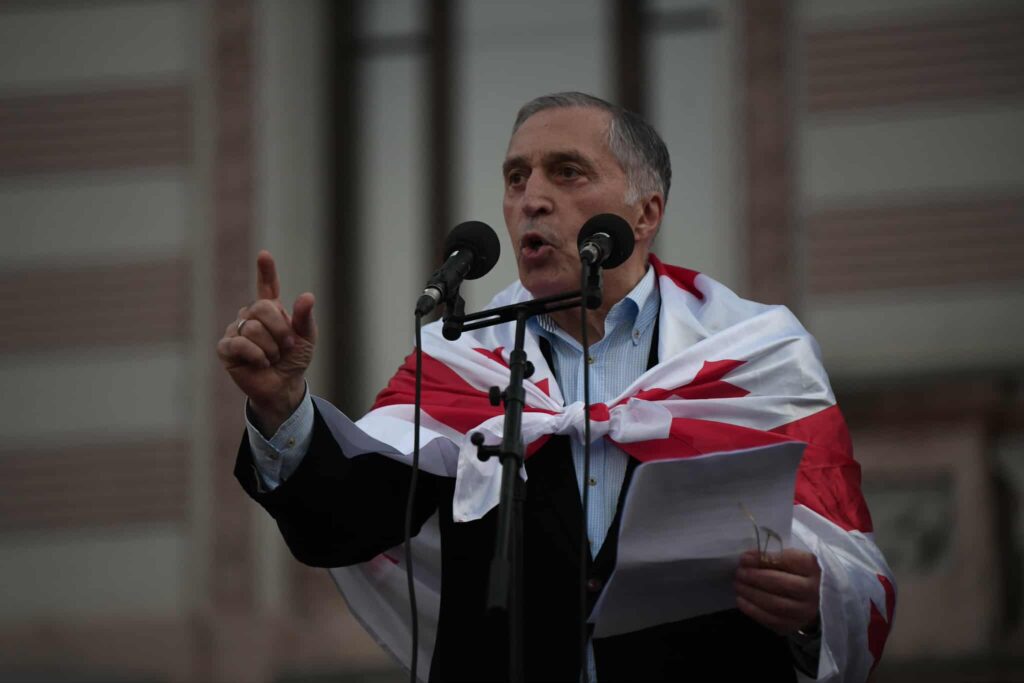 პაატა ბურჭულაძემ „4 ოქტომბრის ეროვნული კრების დეკლარაცია“ წარადგინა