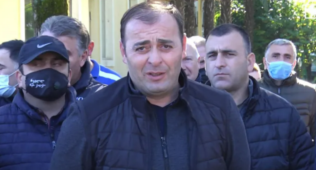 დახარველიძის ცნობით, 4 ოქტომბერს დაკავებული რუსლან შამახია გათავისუფლდა