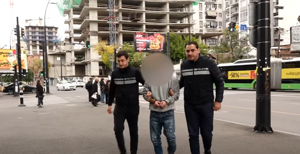 შსს: პოლიციამ განზრახ მკვლელობის მცდელობისთვის ძებნილი პირი დააკავა