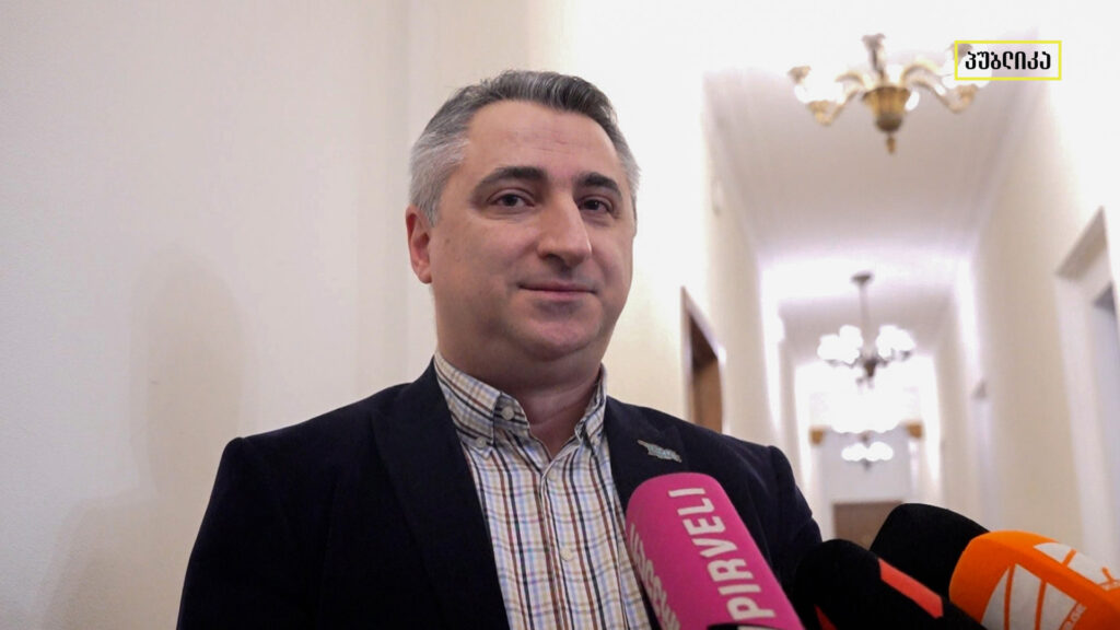 გვრიტიშვილი სასამართლოში მობილურების ჩამორთმევაზე: ეხება ყველას, გამონაკლისი ჟურნალისტებზე დაწესებული არაა