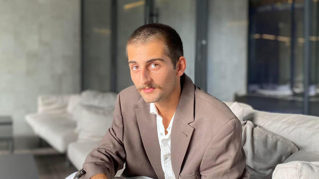 სასამართლომ ჟურნალისტი გიორგი მამნიაშვილი სამართალდამრღვევად ცნო და 3000 ლარით დააჯარიმა