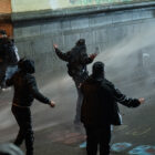 რას ურევდნენ წყლის ჭავლში? - ერთი წელი პასუხის მოლოდინში