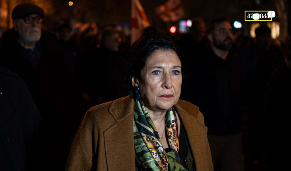 ზურაბიშვილი ქიმიურ ნივთიერებებზე: ყველა კითხვა, რაც აქამდე არსებობდა, ისევ არსებობს