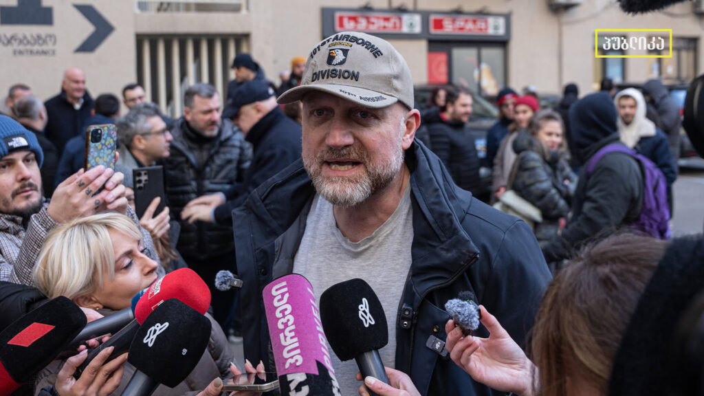 „ბოლოს მაინც ჩვენ მოვიგებთ“ - ზურაბ ჯაფარიძე 7-თვიანი პატიმრობის შემდეგ თავისუფალია