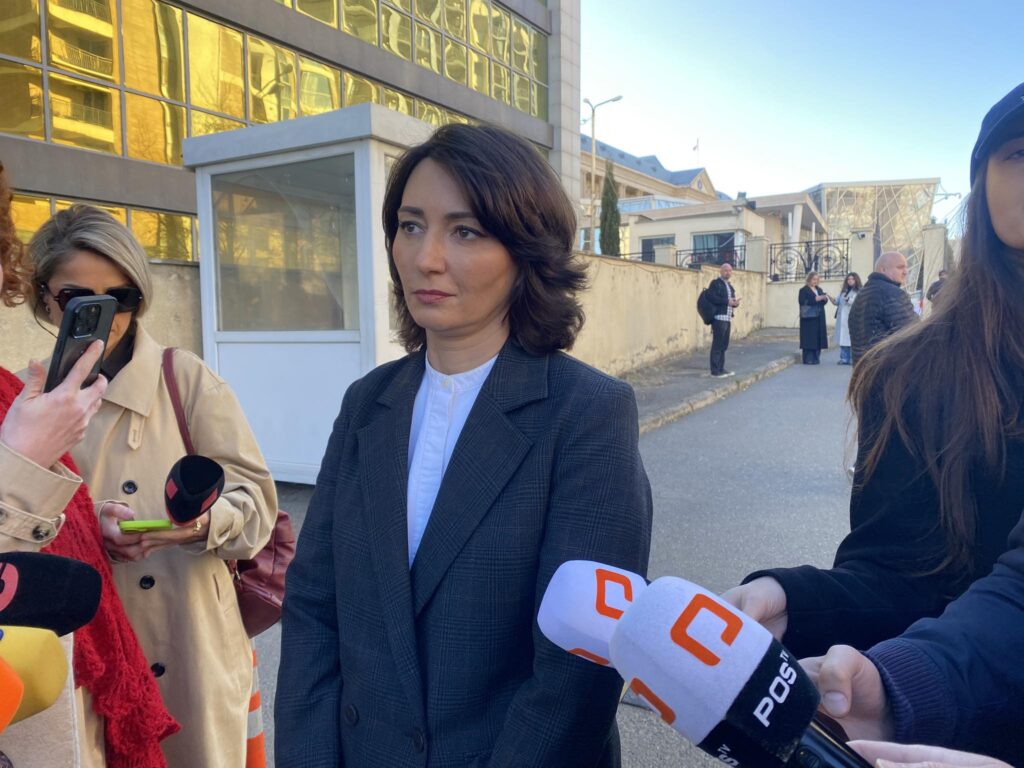 გიგაური გამოკითხვაზე: ვისაუბრე ვინ ვარ, რა განათლება მაქვს, მკითხეს ავიღე თუ არა ანაზღაურება BBC-სთვის კომენტარში