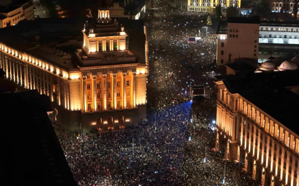 მასობრივი საპროტესტო გამოსვლების შემდეგ ბულგარეთში მთავრობა გადადგა 