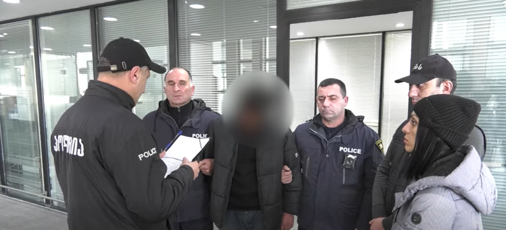 შსს: მარნეულში მომხდარი მკვლელობის საქმეზე ბრალდებული სასაზღვრო სექტორ „კარწახის“ ტერიტორიაზე დავაკავეთ