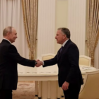 სტივ უიტკოფი და ჯარედ კუშნერი კრემლში ვლადიმირ პუტინს შეხვდნენ