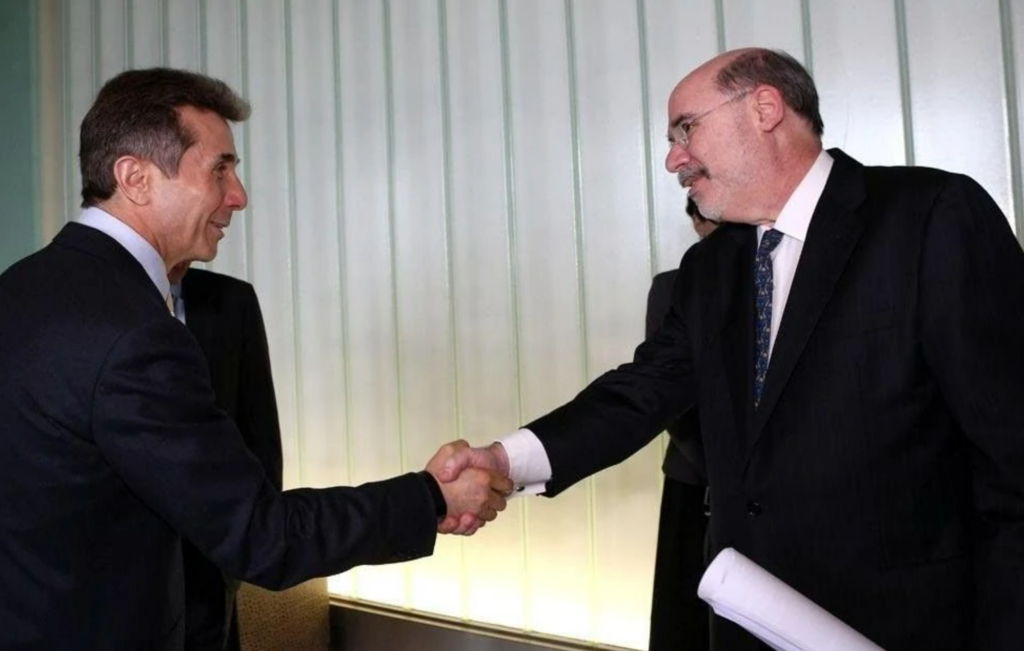 The Hill: „ფრონტერას“ სამეურვეო საბჭოს თავმჯდომარე „მეგობარი აქტის“ წინააღმდეგ ლობირებს