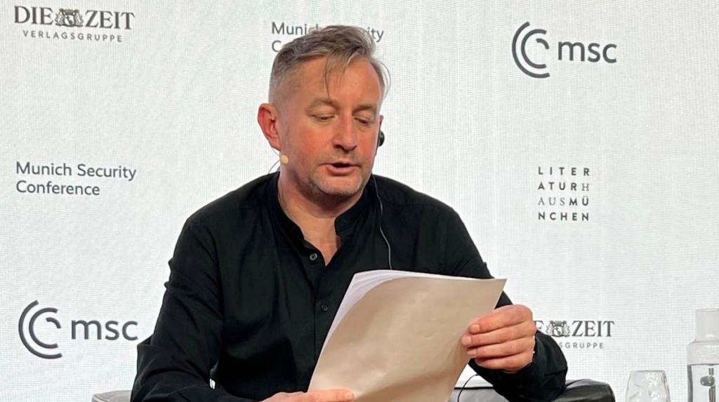 რას შეიძლება წყვდიადში ვხედავდეთ: მომავლის ათი თეზისი