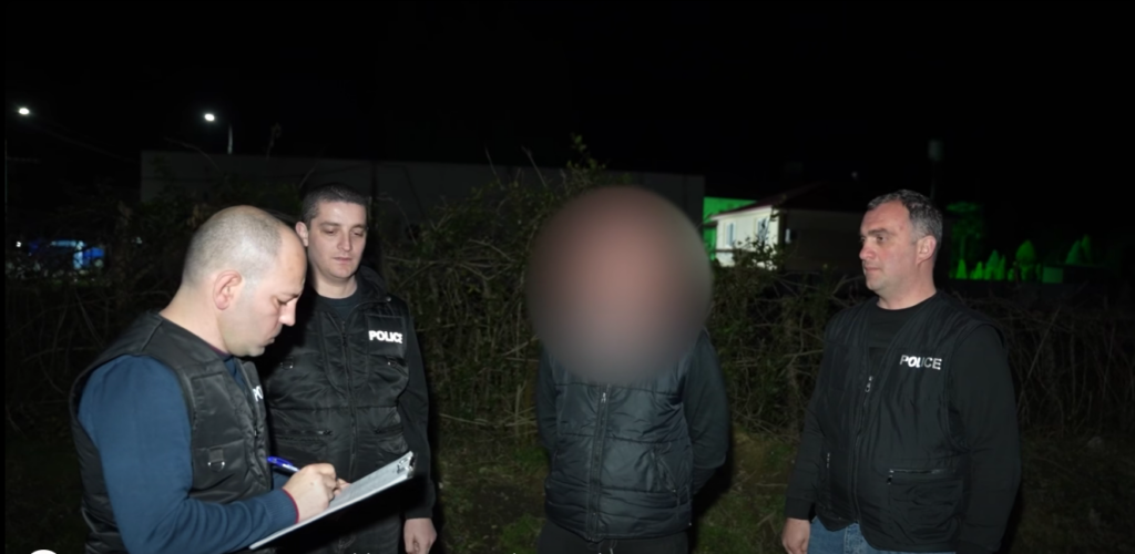 შსს-ს ინფორმაციით, პოლიციამ 2021 წლიდან ძებნილი პირი დააკავა