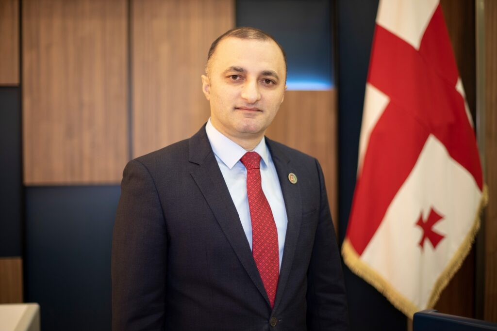 აჭარის ავტონომიური რესპუბლიკის უმაღლესი საბჭოს თავმჯდომარემ თანამდებობა დატოვა