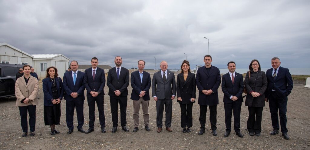 სახელმწიფო დეპარტამენტის წარმომადგენელმა ანაკლიის ნავსადგურის სამშენებლო სამუშაოები დაათვალიერა