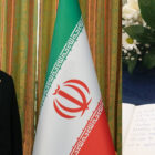 ირანის საელჩოში  სამძიმრის წიგნში ჩანაწერი მაკა ბოჭორიშვილის ერთ-ერთმა მოადგილემ გააკეთა