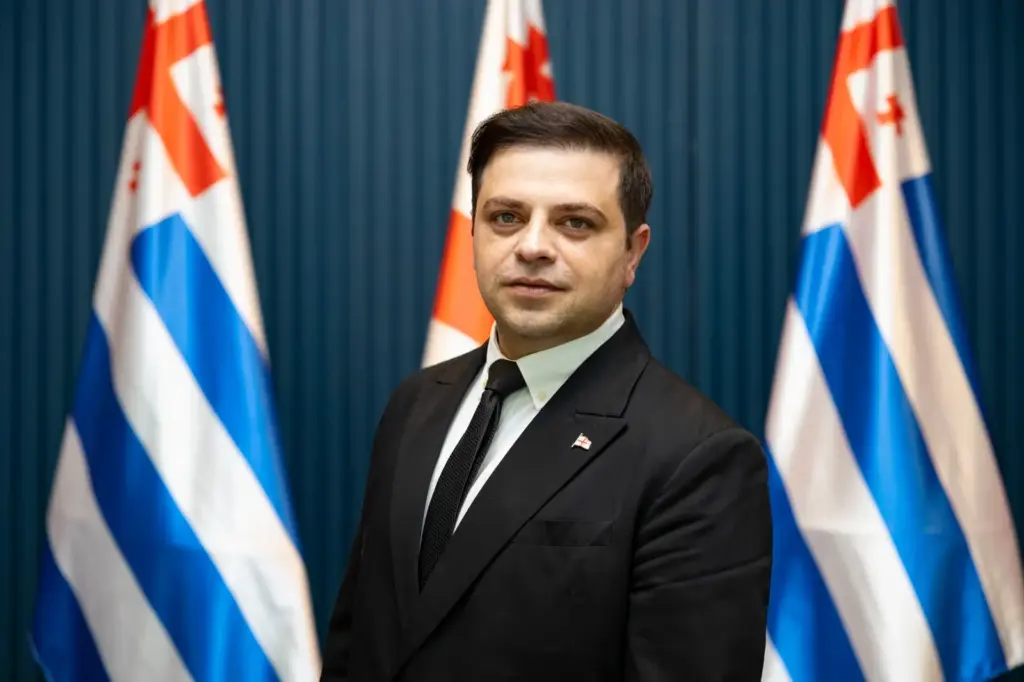 აჭარის უმაღლესი საბჭოს თავმჯდომარედ ცოტნე ანანიძე აირჩიეს