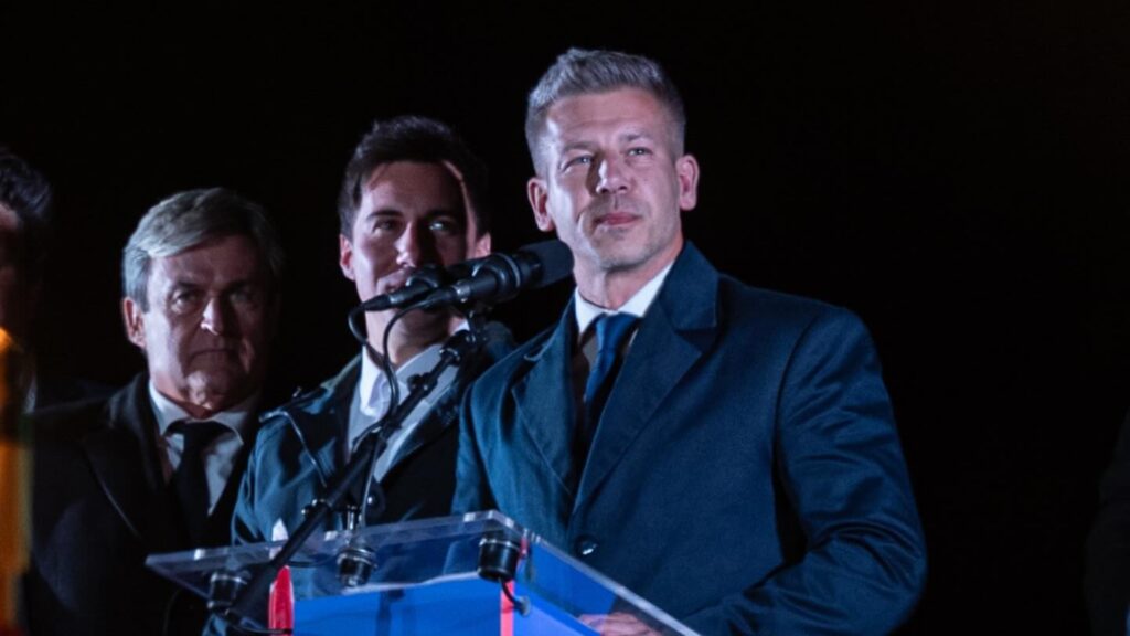 Financial Times: ევროკომისიამ პიტერ მადიარს €35 მილიარდის განსაბლოკად 27 პირობა წაუყენა