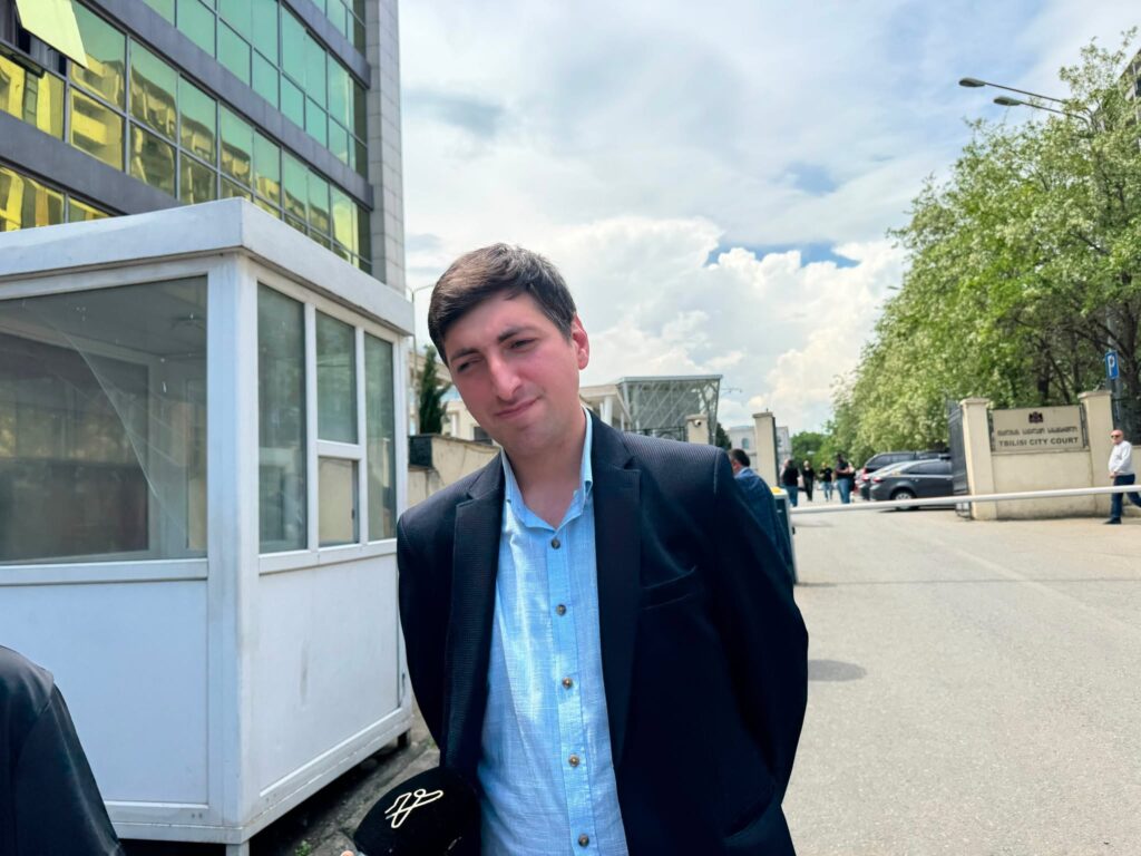 დუტა ჯავახიშვილი: „მოსამართლეს ვუთხარი, რომ არ მაქვს საშუალება, 5 000 ლარი გადავიხადო. მირჩევნია, პატიმრობაში გამიშვას“