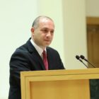 მიქანაძე: ყველა საჯარო და კერძო სკოლაში, ერთსა და იმავე დისციპლინაში ერთი სტანდარტული სახელმძღვანელო გვექნება