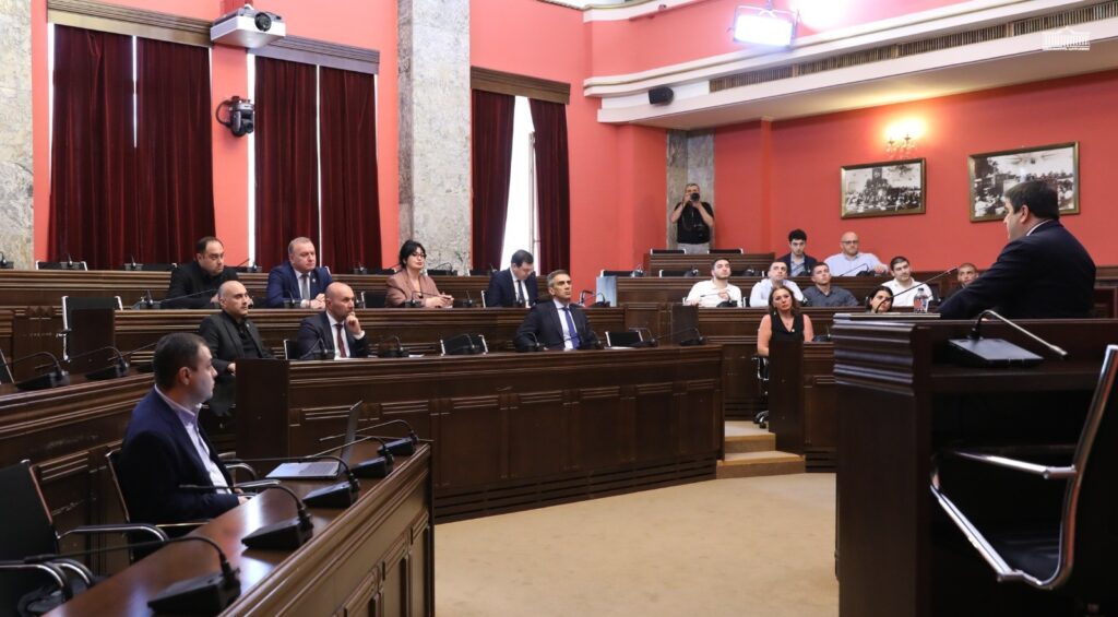 იცვლება საზმაუს მეურვის არჩევის წესი - ცვლილებები რეგლამენტში