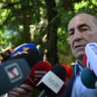 სომხეთის ცესკომ ყოფილ პრეზიდენტ რობერტ ქოჩარიანს საპარლამენტო იმუნიტეტი გაუუქმა