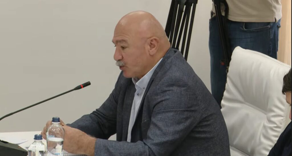 „არაფერი განსაკუთრებული არ ხდება“ — მაღლაფერიძე აჭარის ტელევიზიიდან თანამშრომლების გათავისუფლებაზე 