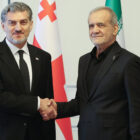 ხამენეის დარკძალვაზე ჩასული ყაველაშვილი ირანის პრეზიდენტს შეხვდა