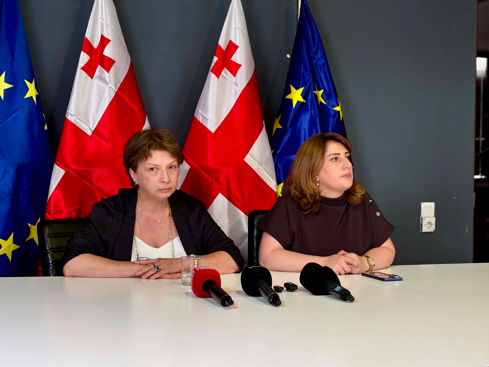 ექიმმა ხოშტარიას ხერხემლის ანთებითი დაავადება დაუდასტურა