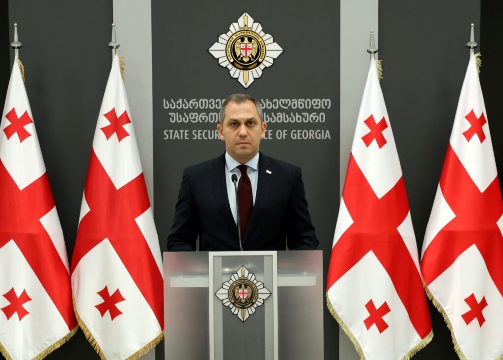 სუსი: 4 ოქტომბრის საქმეზე დავაკავეთ პირი, რომელსაც ჰქონდა დიდი ოდენობით იარაღი