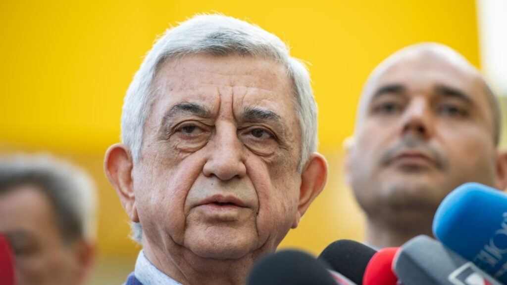 სომხეთში ექსპრეზიდენტ სერჟ სარგსიანის მიმართ უფლებამოსილების ბოროტად გამოყენების საქმეზე გამოძიება დაუწყეს
