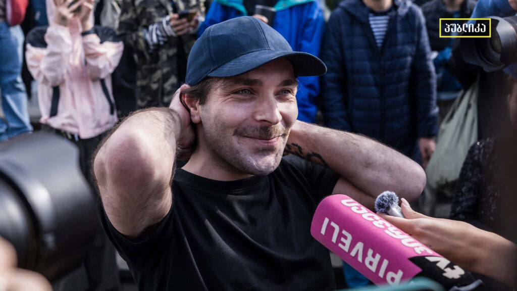 ერთწლიანი პატიმრობის შემდეგ გელა ხასაიამ ციხე დატოვა
