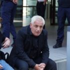 კორონავირუსით გარდაცვლილი 20 წლის ფეხბურთელის, ვახტანგ ჩარკვიანის მამამ პროკურატურასთან შიმშილობა გამოაცხადა