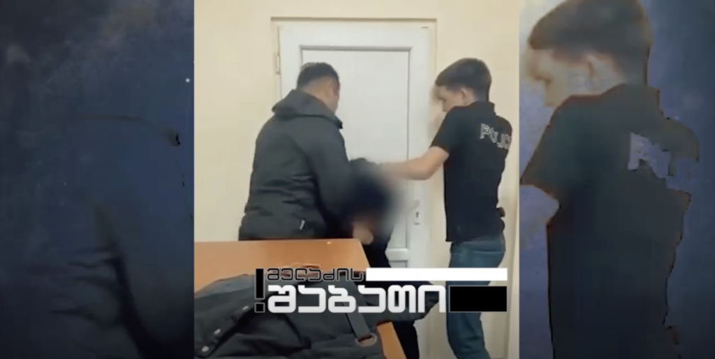 IT სპეციალისტი, რომელმაც ქობულეთში პოლიციელების მხრიდან მოქალაქეებზე ძალადობის ამსახველი კადრები მოიპოვა 17 წელი მიუსაჯეს