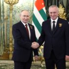 პუტინმა ბადრა გუნბას „აფხაზეთის გამარჯვებისა და დამოუკიდებლობის დღე“ მიულოცა